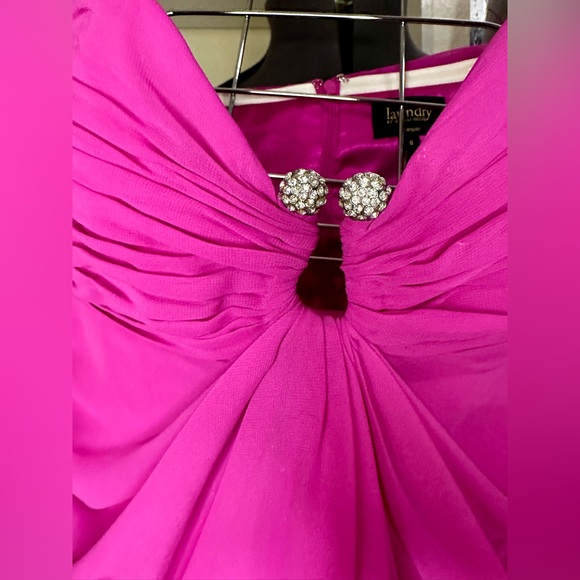 Perfect Pink & That Little Bit Of Bling Gown from Laundry by Shelli Segal PROM - Picture 5 of 16